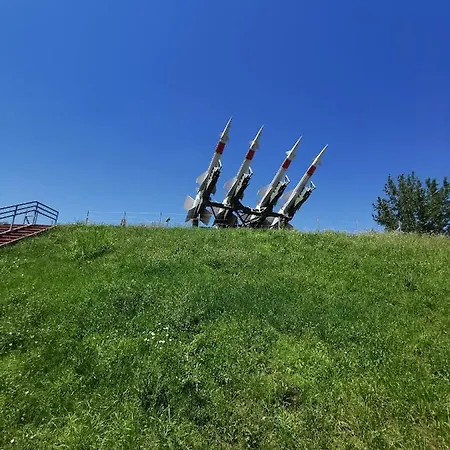 Baross-hat Apartmanhaz *