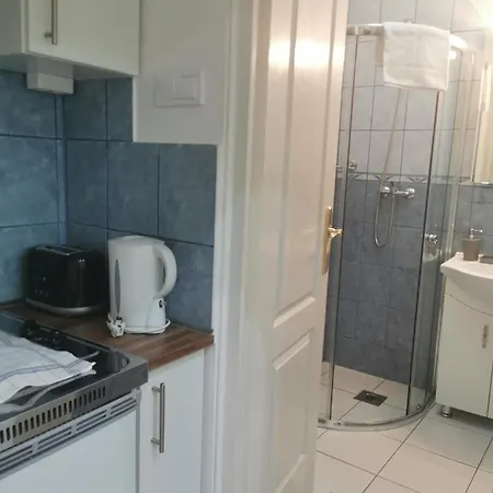 Baross-hat Apartmanhaz Appartement