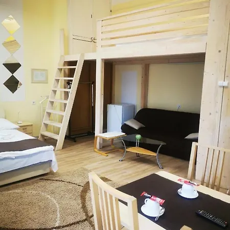 Daire Baross-hat Apartmanhaz