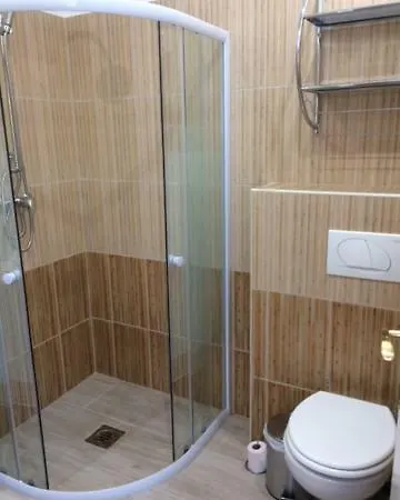 Daire Baross-hat Apartmanhaz *