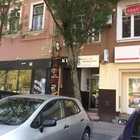 Daire Baross-hat Apartmanhaz *